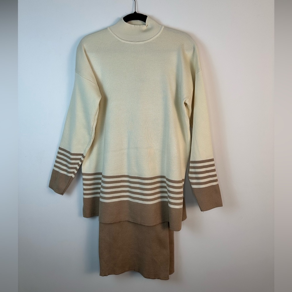 STRIPED TURTLENECK SWEATER AND PANTS SET